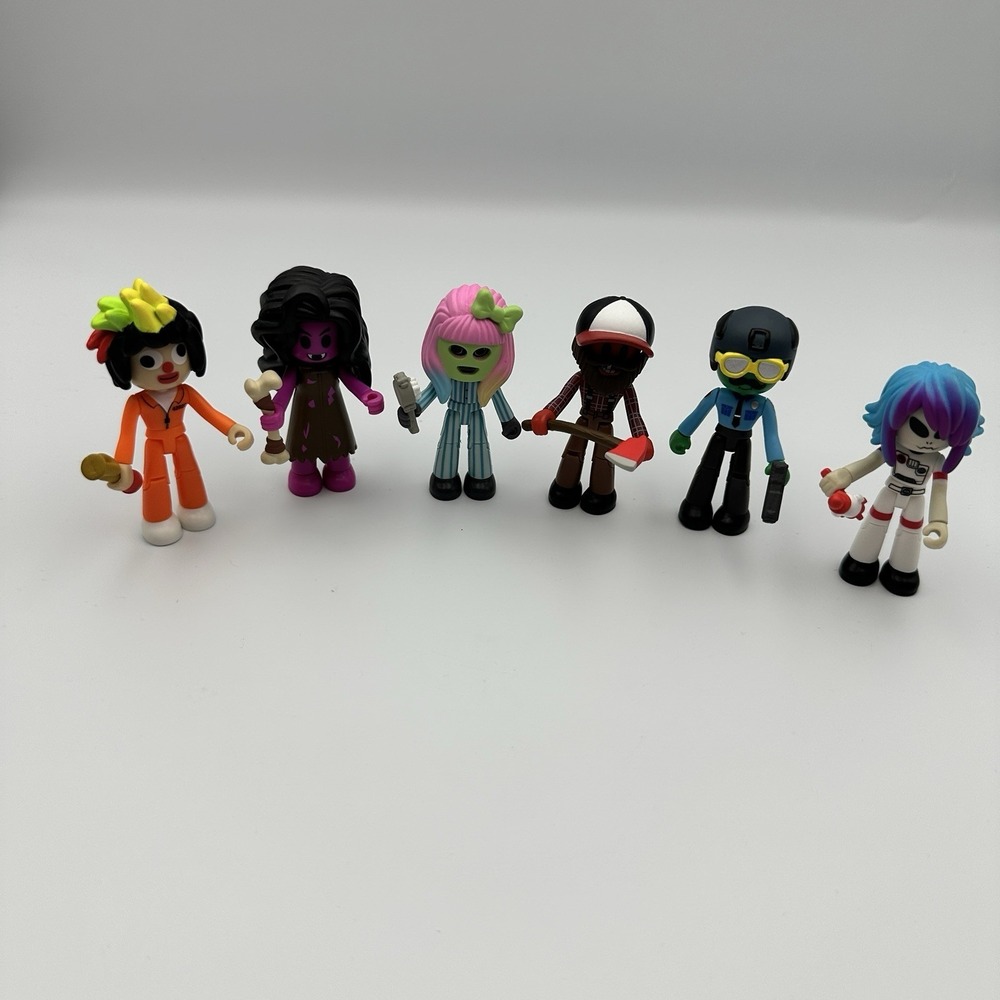 Roblox DevSeries BROOKHAVEN'S MOST WANTED 6 Action Figures Jazwares 2024 Figures